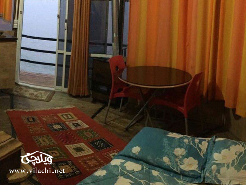 اجاره کلبه شیشه ای رو به دریا