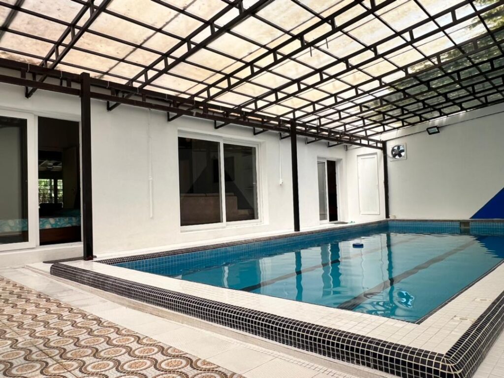 ۲۰۹۵۲۰۴۰-b231-4184-9c7e-3bd6be9782ea